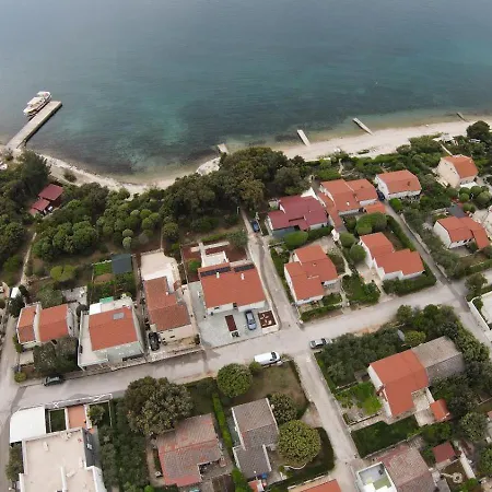 Basic דירה פטרצ'אנה